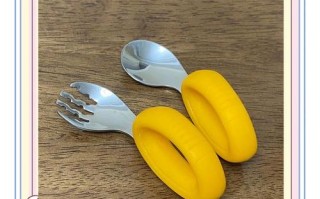 新生儿喂养到底该用碗勺还是奶瓶？新手爸妈必备餐具清单来了！