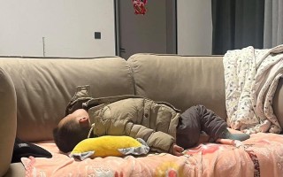 新生儿半夜回家需要注意哪些安全事项？