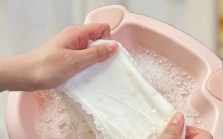 新生儿衣服到底能不能机洗？机洗会不会伤到宝宝娇嫩肌肤？