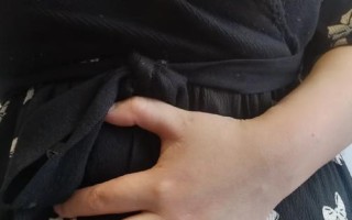 孕期肚子下坠感是正常现象还是危险信号？需要立即就医吗？