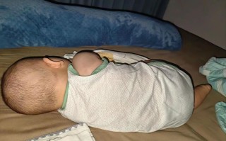 10岁儿童睡觉频繁翻身，是身体不适还是心理压力在作祟？