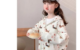 2025儿童秋季新款有哪些设计亮点和实用功能？