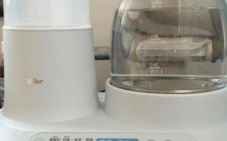 新生儿喂奶温度50度会烫伤宝宝吗？正确温度到底是多少？