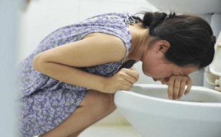 早孕期间想吐吐不出来，是正常现象还是身体异常信号？