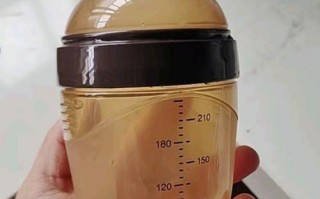 新生儿奶瓶怎么选？关键看这几点！