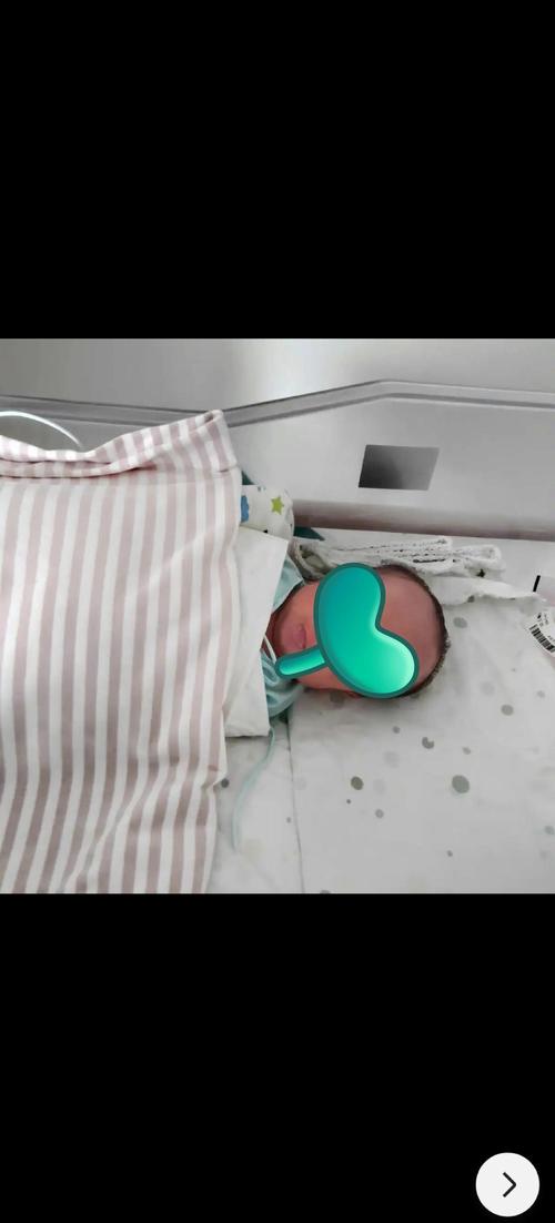 新生儿睡觉为何总是一惊一惊的?-第1张图片-中州医学会 新生儿睡觉为何总是一惊一惊的?-第1张图片-中州医学会