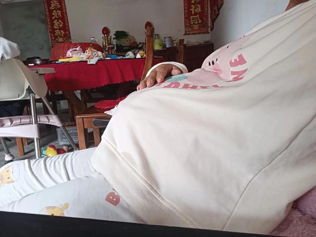 孕期27周肚子隐隐作痛是正常现象吗？-第2张图片-中州医学会