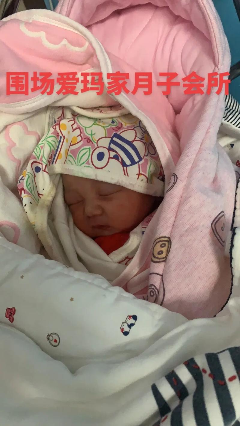 新生儿睡觉哼唧扭动是正常现象吗？-第3张图片-中州医学会