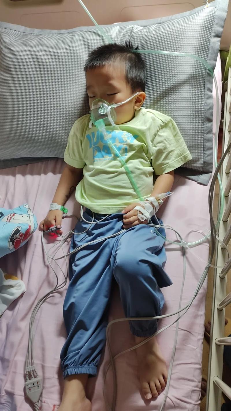 新生儿支气管炎为何需住院?-第1张图片-郑州医学网 新生儿支气管炎为何需住院?-第1张图片-郑州医学网