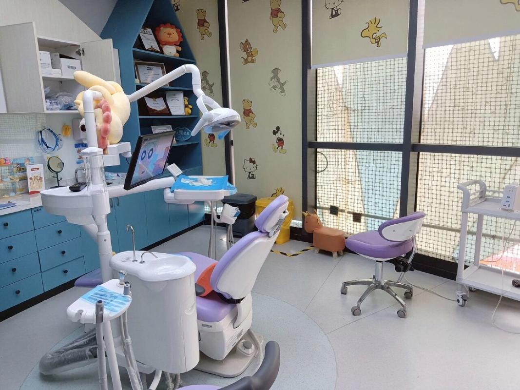 儿童看牙科选医院，到底该看资质、环境还是医生经验？-第3张图片-郑州医学网