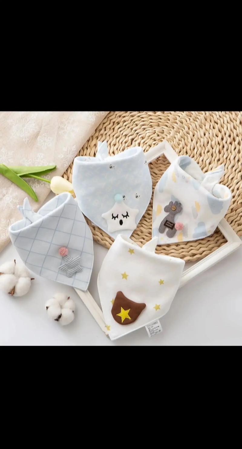 新生儿用三角巾还是围嘴？哪种更实用、防吐奶效果更好？-第2张图片-郑州医学网