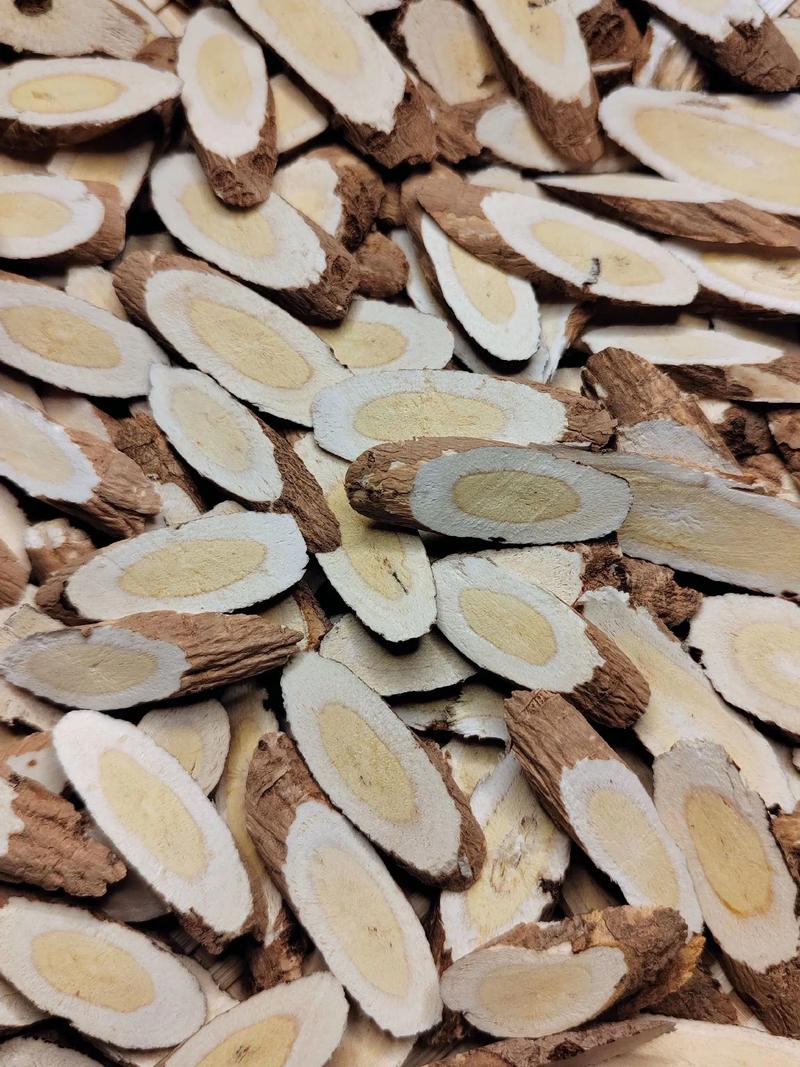 孕期食用黄芪党参真的安全吗？对胎儿发育会有潜在影响吗？-第2张图片-郑州医学网