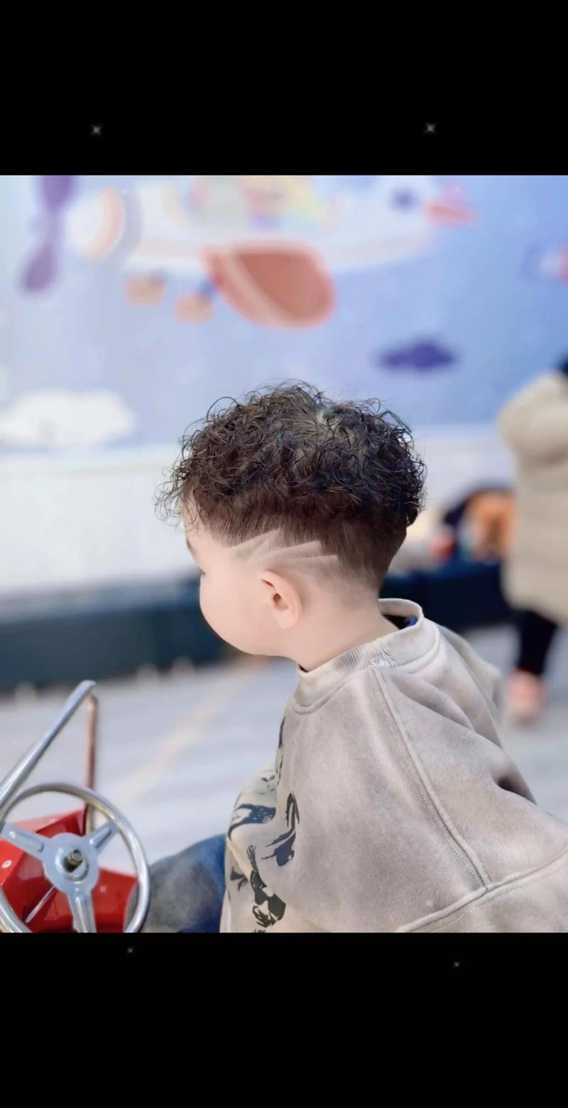 儿童烫发发型图片男童-第2张图片-郑州医学网