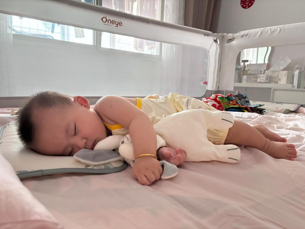 新生儿总是吃着奶就睡-第2张图片-郑州医学网