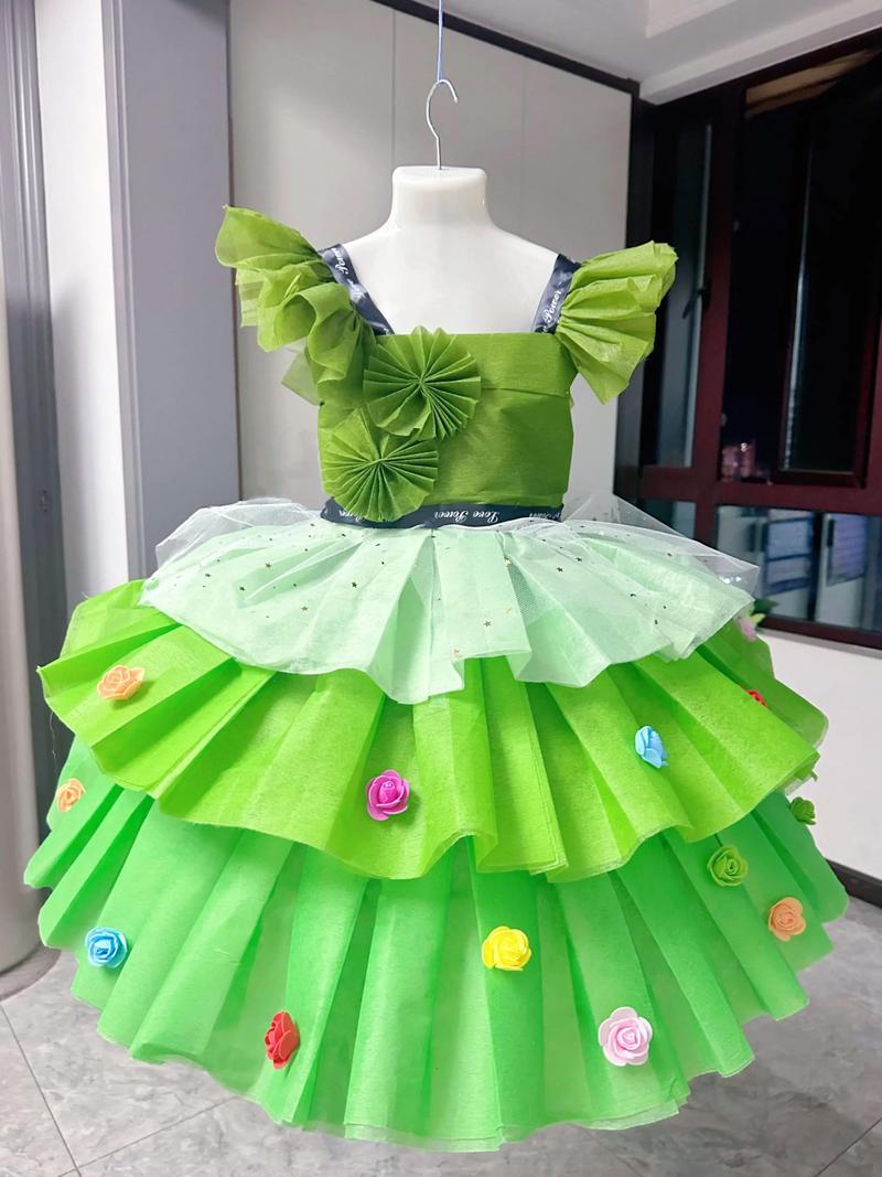 简单儿童环保服装制作-第1张图片-郑州医学网