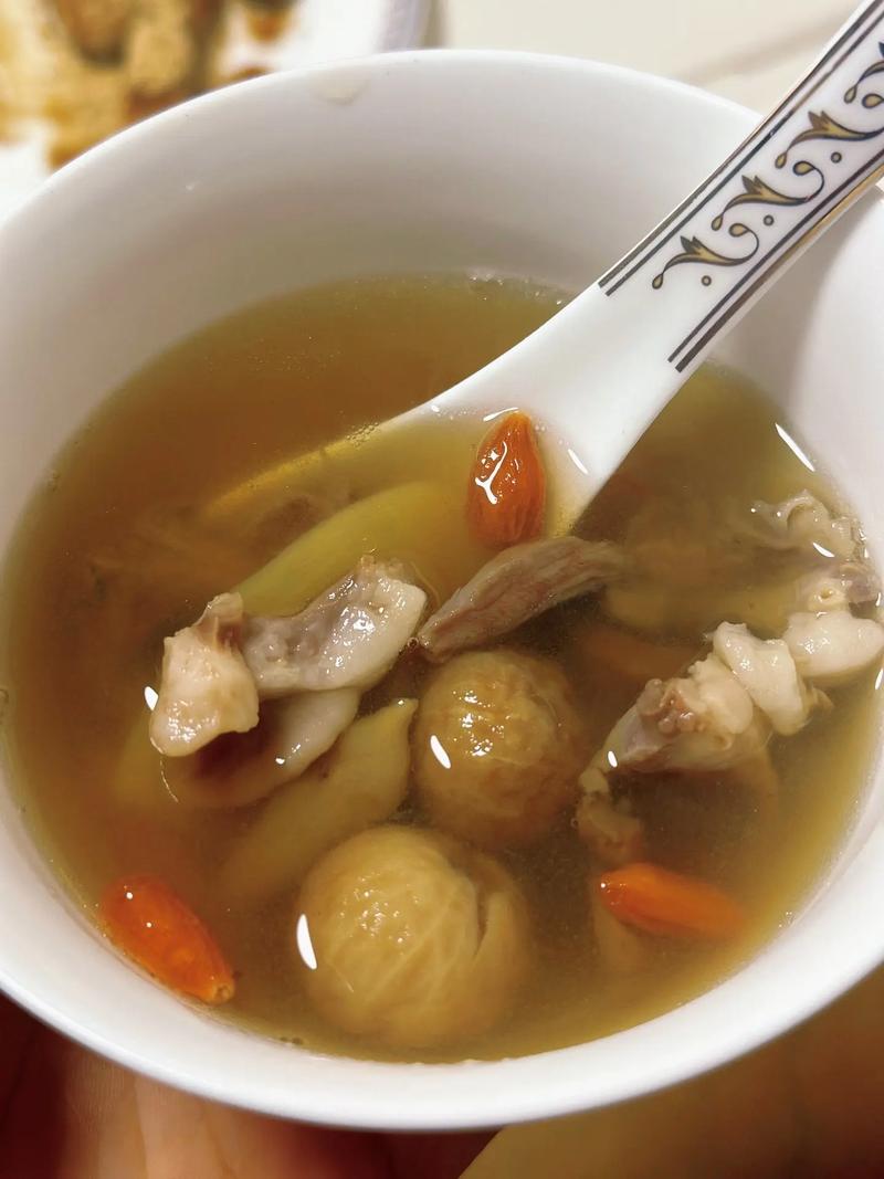 适合儿童春天喝的炖汤-第2张图片-郑州医学网