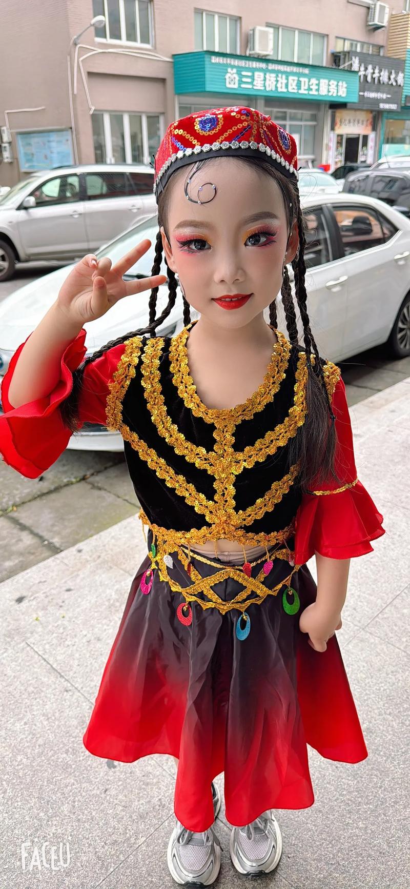 儿童新疆舞编小辫图片背后的文化传承与审美教育意义是什么？-第2张图片-郑州医学网