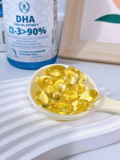 新生儿吃鱼油真的有必要吗?对大脑发育和视力提升到底有没有科学依据?-第2张图片-郑州医学网 新生儿吃鱼油真的有必要吗?对大脑发育和视力提升到底有没有科学依据?-第2张图片-郑州医学网