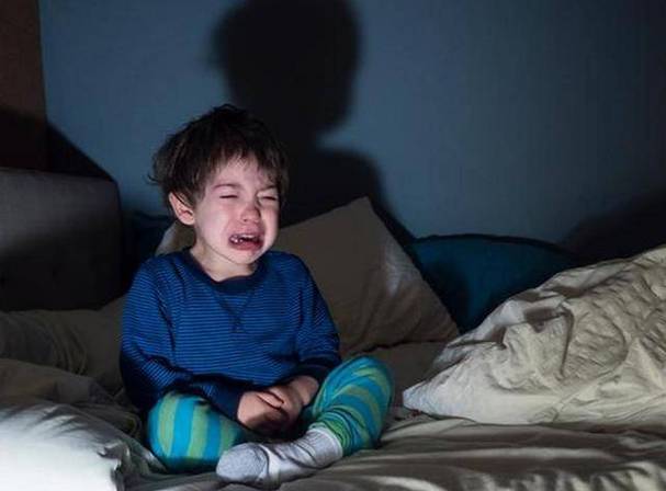 十岁儿童睡觉突然哭闹-第1张图片-郑州医学网 十岁儿童睡觉突然哭闹-第1张图片-郑州医学网