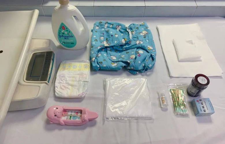 新生儿宝宝必备物品清单有哪些？新手爸妈该怎么科学准备？-第1张图片-郑州医学网
