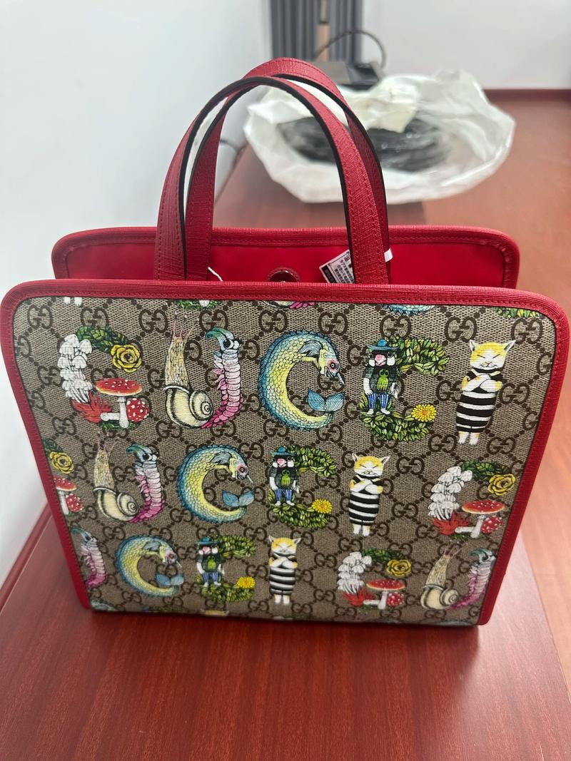 Gucci儿童猫咪包凭什么卖这么贵？是品牌溢价还是设计真值这个价？-第1张图片-郑州医学网