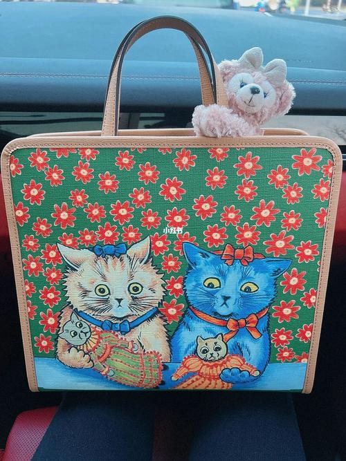 Gucci儿童猫咪包凭什么卖这么贵？是品牌溢价还是设计真值这个价？-第2张图片-郑州医学网