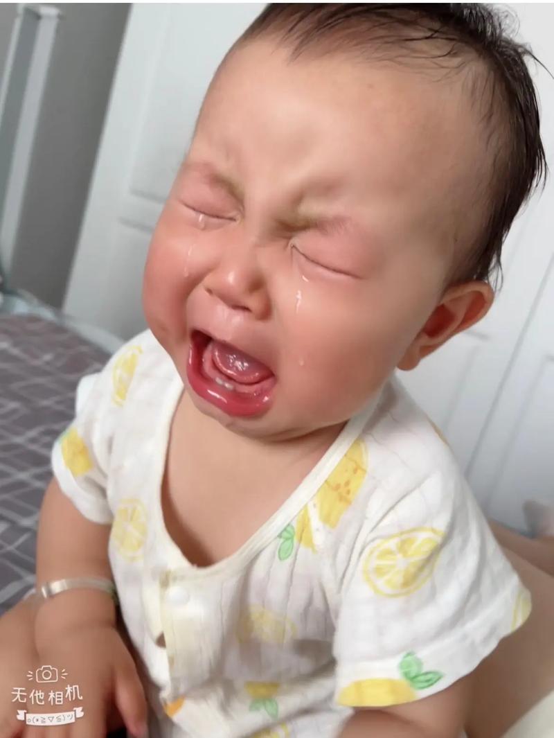 新生儿宝宝哭不掉眼泪-第1张图片-郑州医学网