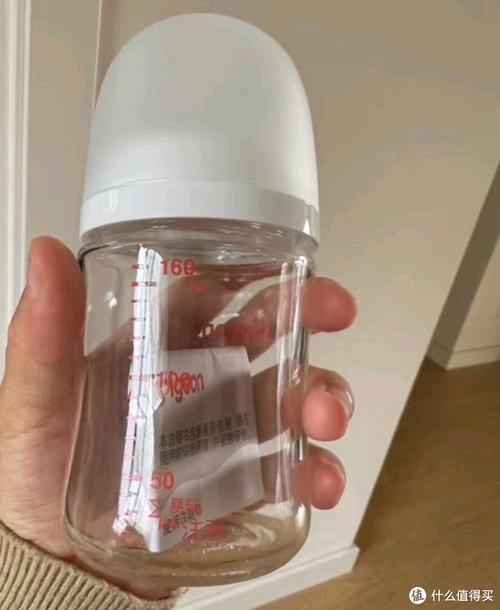 新生儿用多大毫升奶瓶？不同月龄宝宝奶瓶容量怎么选才合适？-第1张图片-郑州医学网