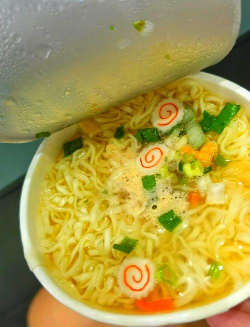 孕期一个月吃两次泡面，真的会影响胎儿健康吗？-第1张图片-郑州医学网