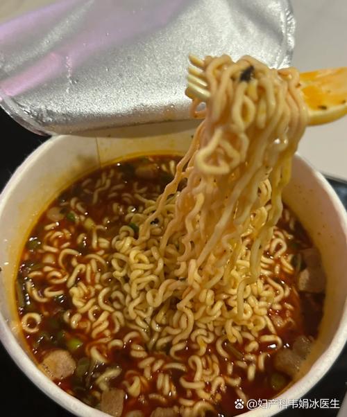 孕期一个月吃两次泡面，真的会影响胎儿健康吗？-第3张图片-郑州医学网