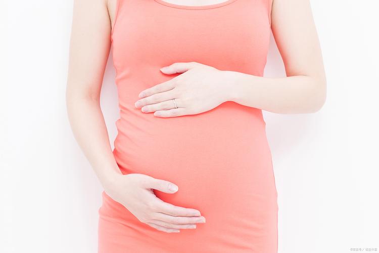 孕期肚子一边热一边凉是正常现象还是身体异常信号？-第1张图片-郑州医学网