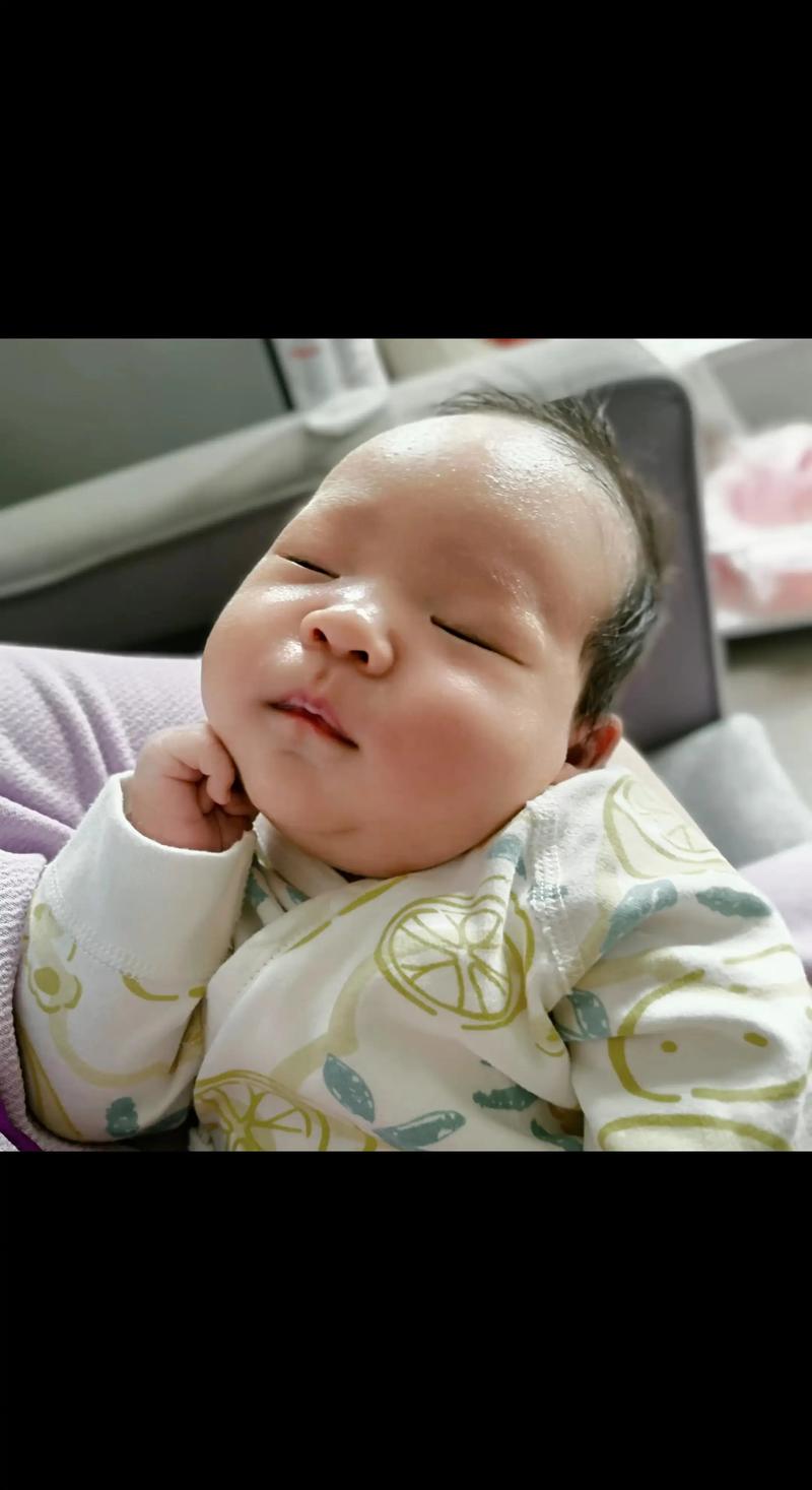 新生儿下巴频繁抖动是正常现象还是异常信号？需警惕哪些潜在健康问题？-第3张图片-郑州医学网