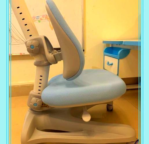 什么牌子的儿童桌椅好？安全材质与舒适设计哪个更重要？-第1张图片-郑州医学网