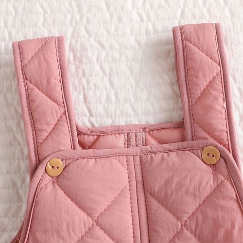 新生儿尿不湿上出现黑色物质，是正常现象还是健康预警？-第2张图片-郑州医学网