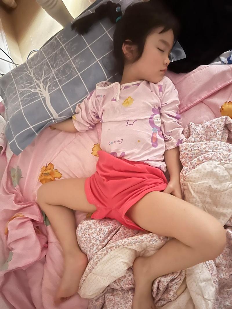 6岁儿童睡觉翻来覆去是什么原因？需要家长如何应对？-第1张图片-郑州医学网