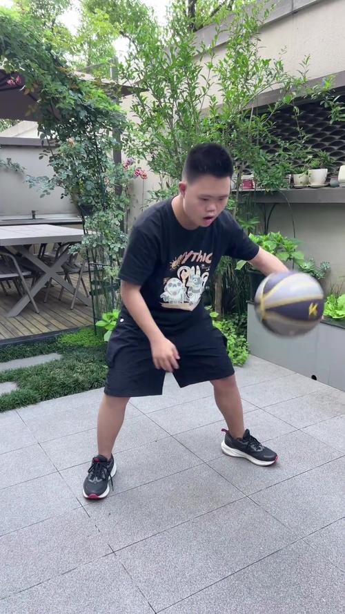 唐氏综合征新生儿有哪些典型表现？如何早期识别与干预？-第2张图片-郑州医学网