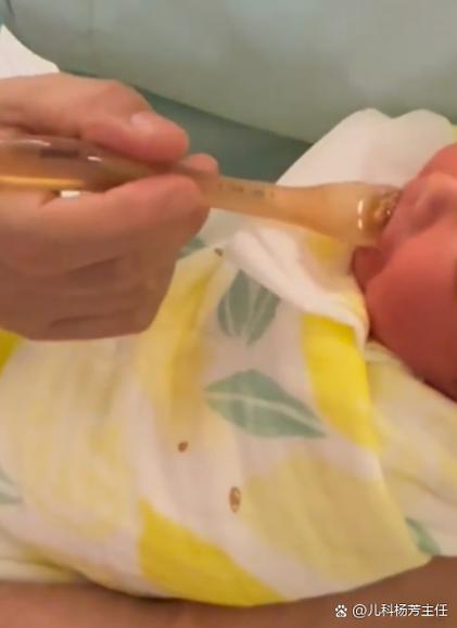 新生儿鼻子不透气怎么办？需要清理鼻腔还是担心其他问题？-第3张图片-郑州医学网