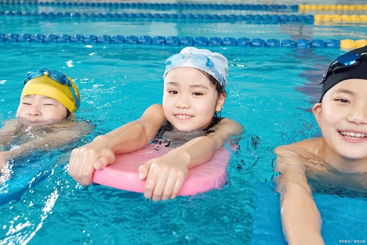 儿童几岁学游泳比较好-第3张图片-郑州医学网