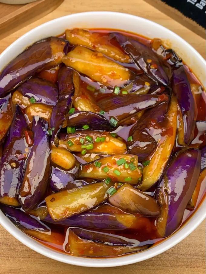 早孕期间吃茄子会影响胎儿健康吗?孕期饮食该注意什么?-第1张图片-郑州医学网 早孕期间吃茄子会影响胎儿健康吗?孕期饮食该注意什么?-第1张图片-郑州医学网