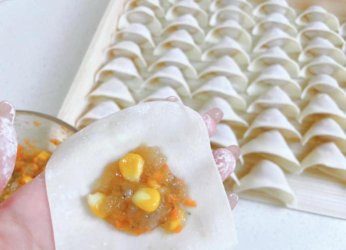 如何做出孩子爱吃的虾仁饺子馅？虾仁去腥增鲜的小技巧有哪些？-第2张图片-郑州医学网