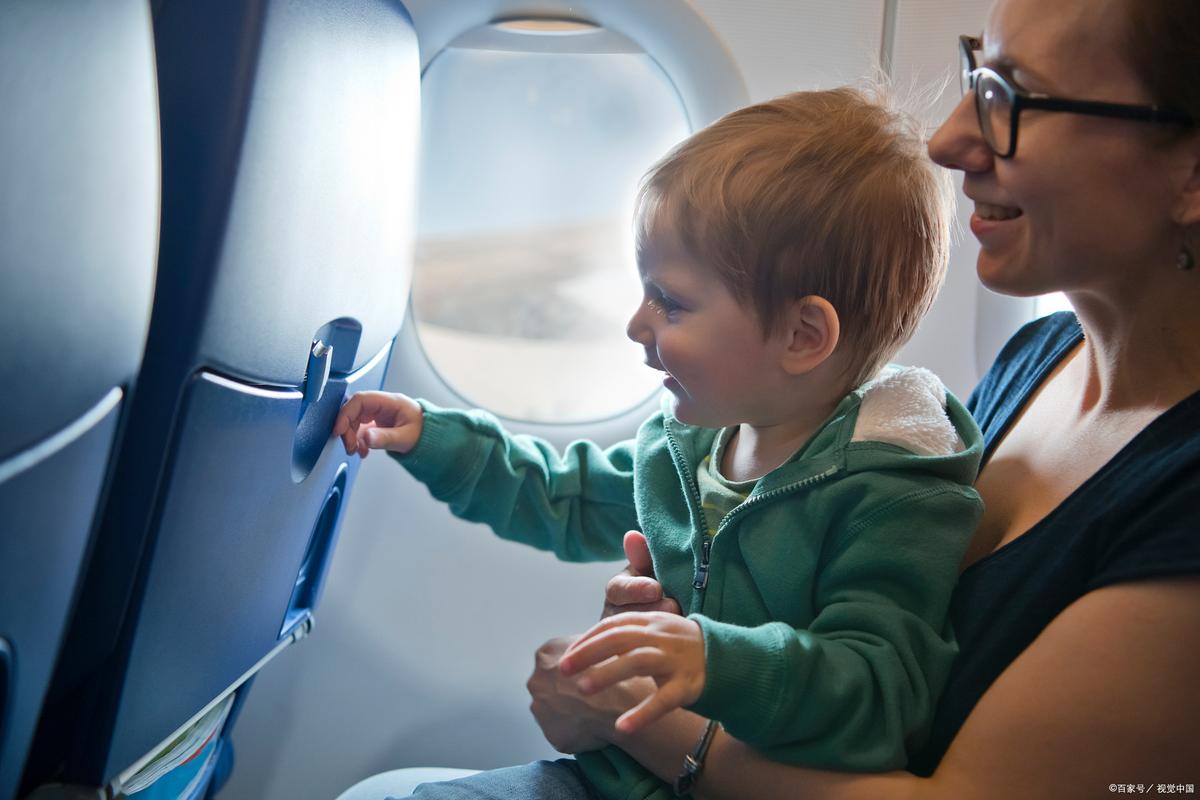 儿童独自乘机有哪些规定与注意事项?-第1张图片-郑州医学网 儿童独自乘机有哪些规定与注意事项?-第1张图片-郑州医学网