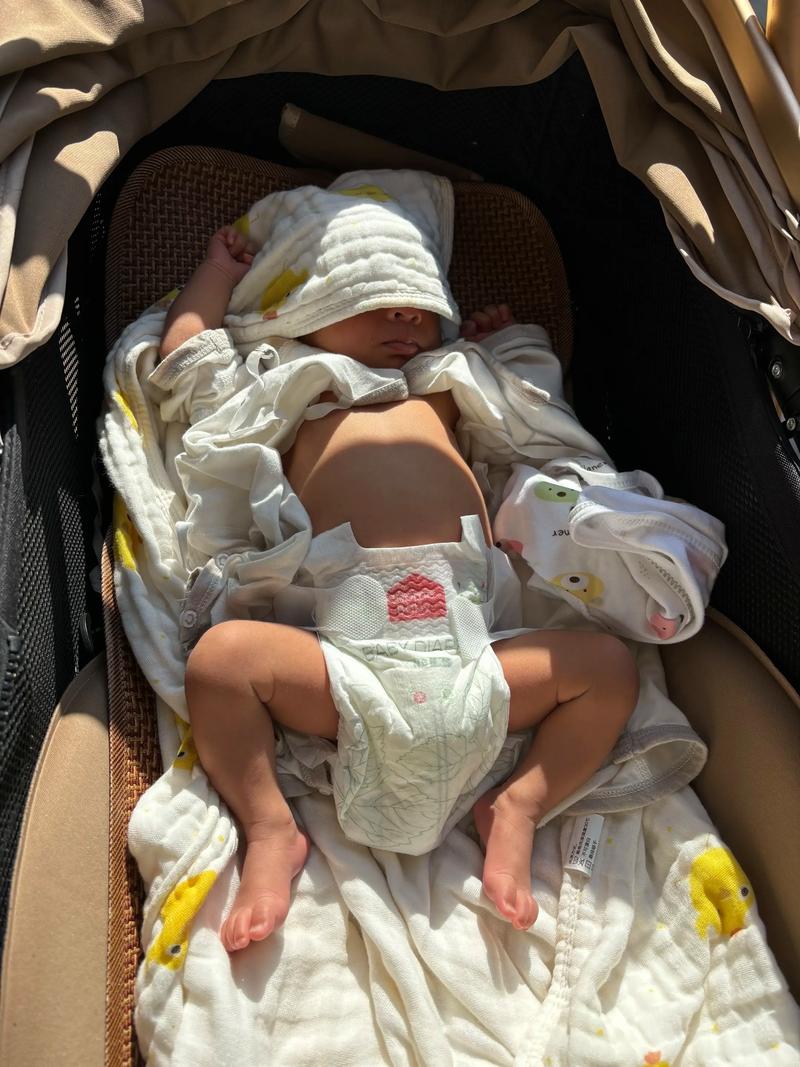 新生儿脸晒太阳真的安全吗？正确方法和注意事项有哪些？-第1张图片-郑州医学网