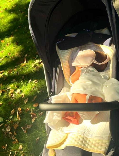 新生儿脸晒太阳真的安全吗？正确方法和注意事项有哪些？-第2张图片-郑州医学网