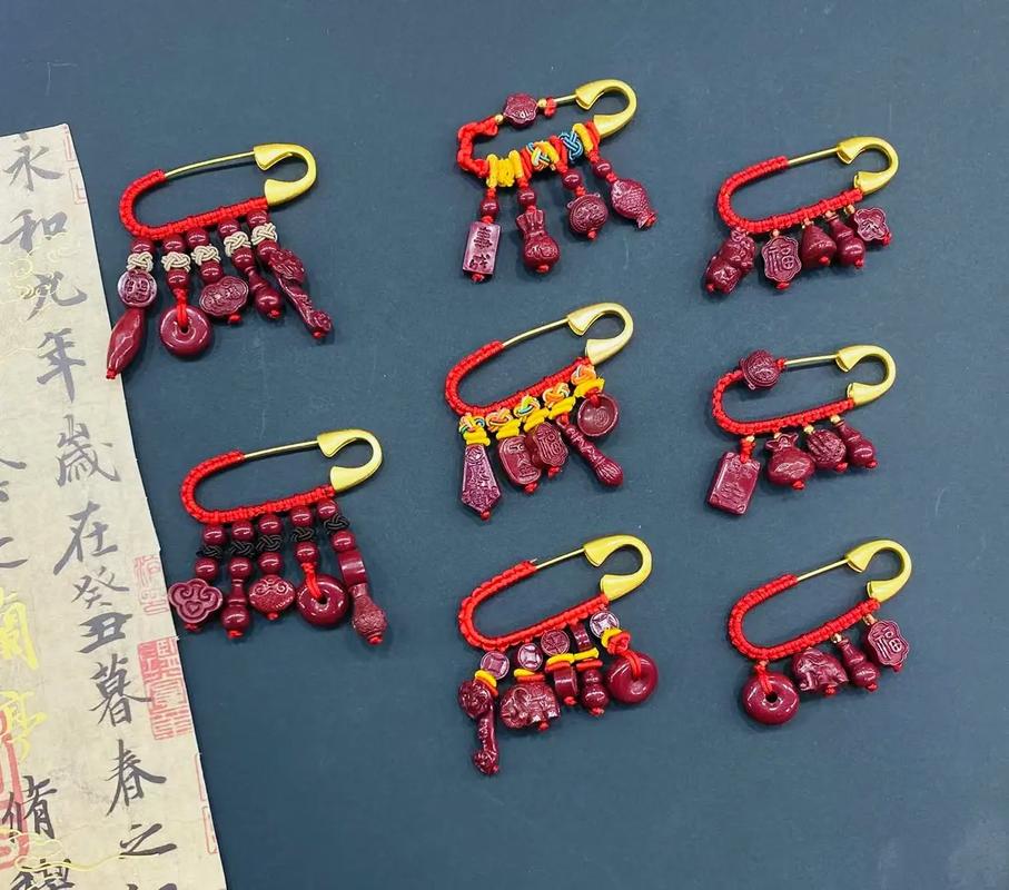 新生儿必备辟邪物品清单，哪些传统习俗真能保佑平安？-第2张图片-郑州医学网