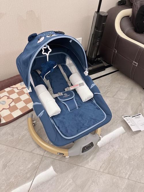 新生儿什么时候开始玩玩具？不同月龄适合哪些玩具？怎么玩才更利于发育？-第3张图片-郑州医学网