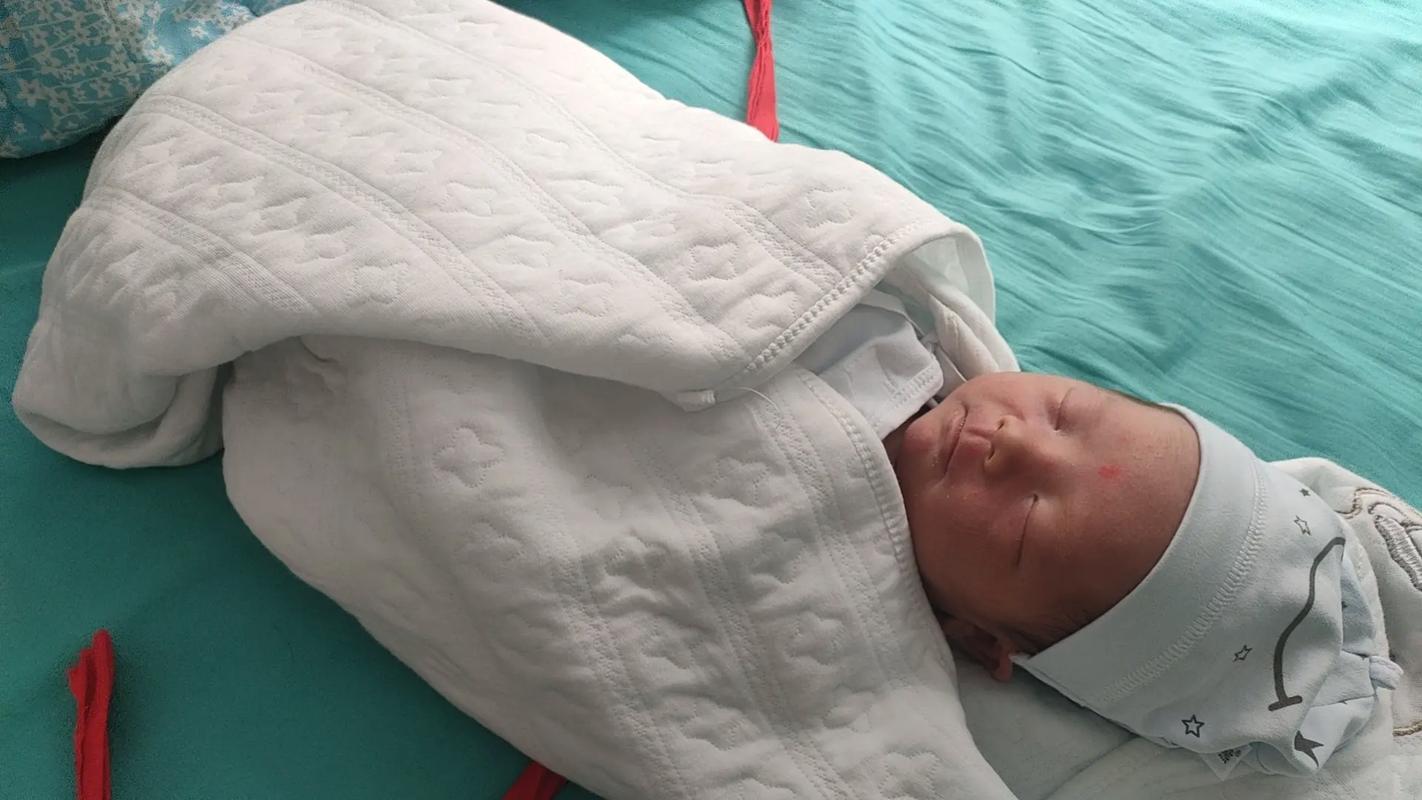 新生儿脑梗塞能活多久？生存期受哪些关键因素影响，后续治疗能改善预后吗？-第2张图片-郑州医学网