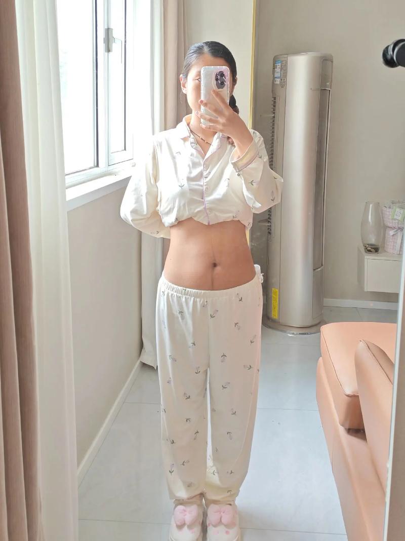 孕期肚子没长妊娠线，是不是胎儿发育异常？-第1张图片-郑州医学网