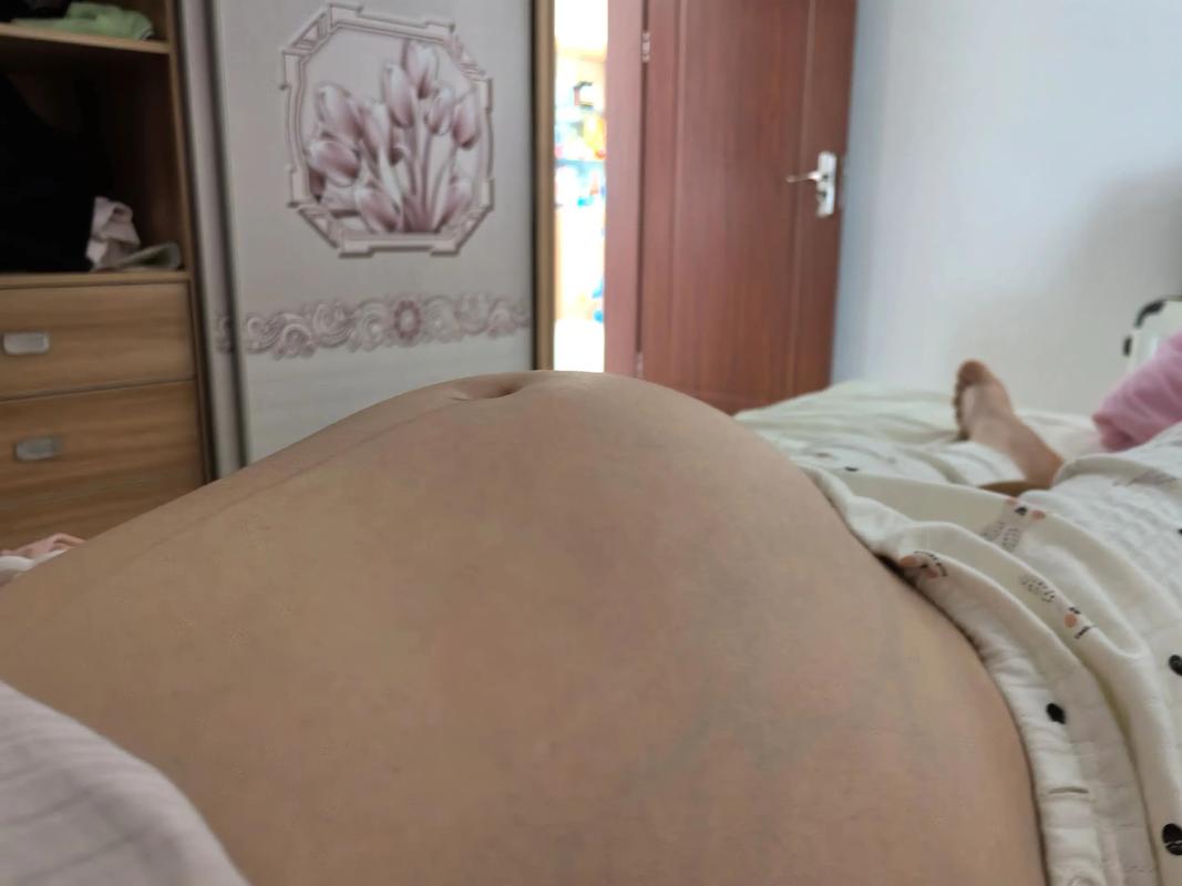孕期肚子下坠感是正常现象还是危险信号？需要立即就医吗？-第2张图片-郑州医学网
