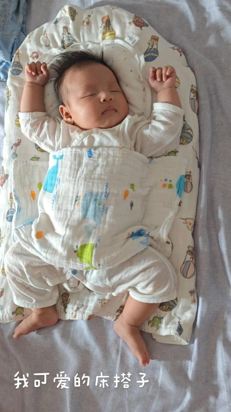 新生儿最佳睡姿图片到底是仰卧、侧卧还是俯卧?哪种姿势最安全又能促进健康发育?-第3张图片-郑州医学网 新生儿最佳睡姿图片到底是仰卧、侧卧还是俯卧?哪种姿势最安全又能促进健康发育?-第3张图片-郑州医学网